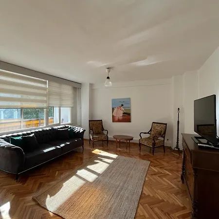 Apartment Garden View Near Zorlu Center *